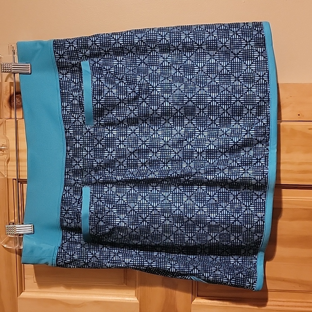 PGA Tour Woman's Golf Skort - Picture 2 of 4